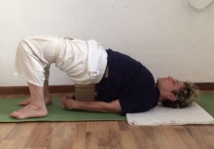 laura-yoga
